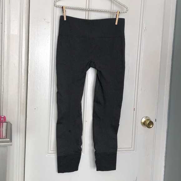 76.♎️Lululemon ebb to street pant - Picture 4 of 10